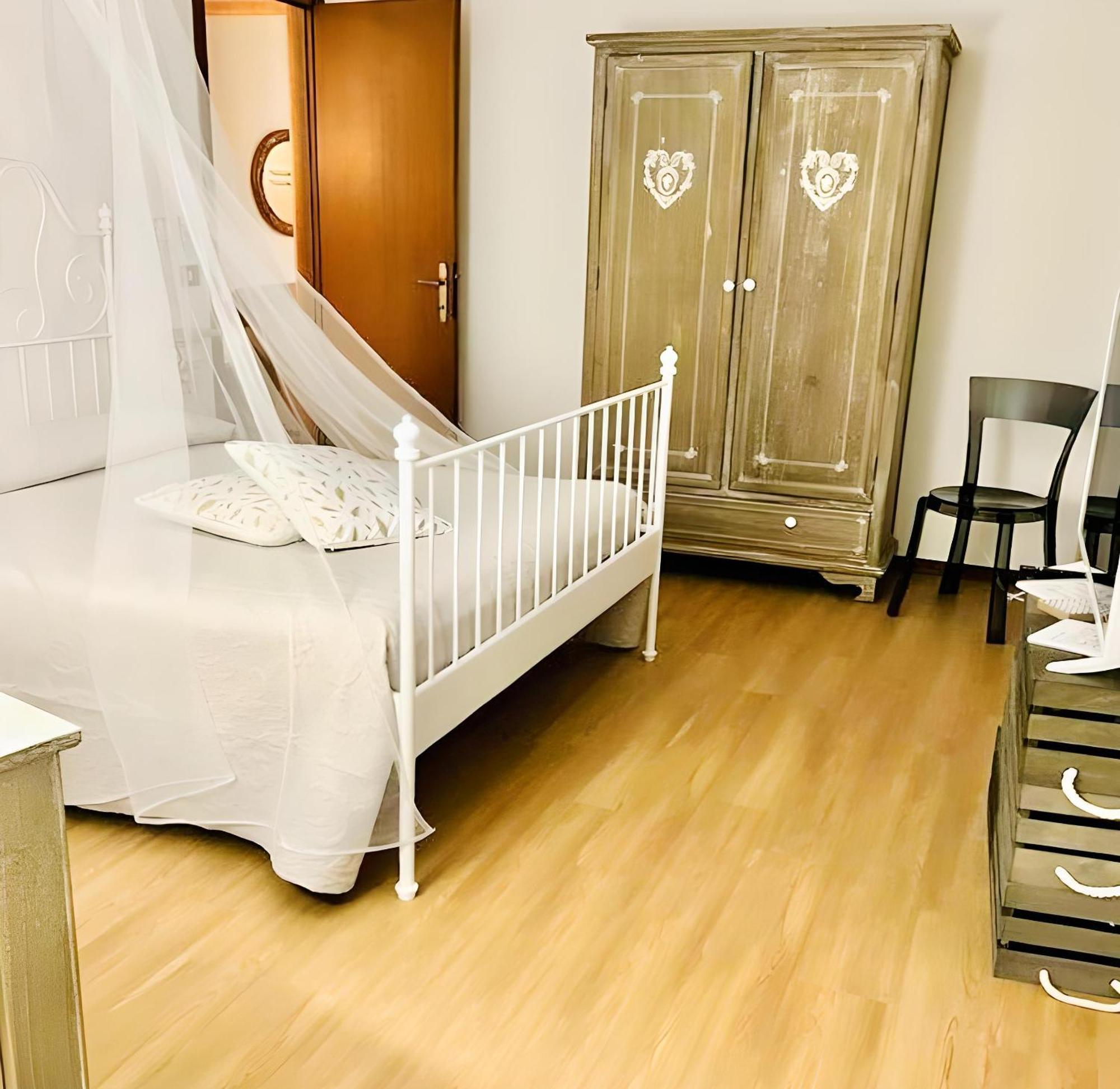 Gorizia Holiday Inn Rastello Suite Екстер'єр фото